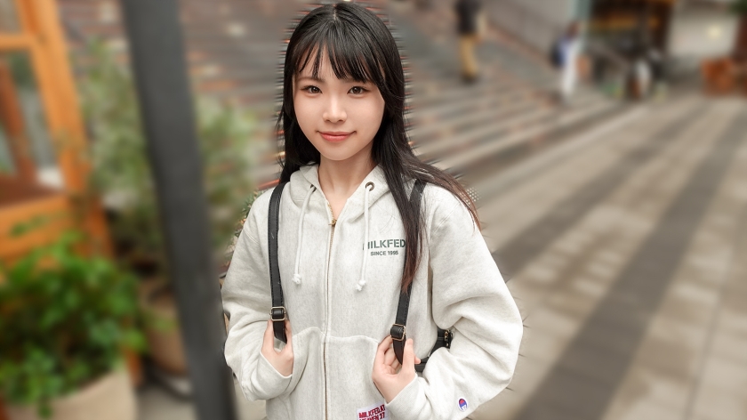 SIRO-5650 见识一下令和时代的性感！一位在知名主题公园工作的19岁女孩应聘！莫莫娜