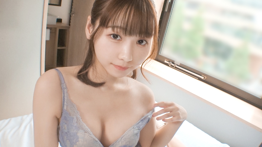 SIRO-5622 【粉嫩的乳头像水果一样！？】这就是大家都在谈论的女神身材！Touka