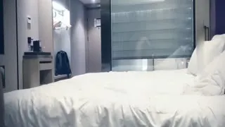 经典女主 返场极品眼镜妹加钟可无套 让你心神荡漾欲火焚身 尽情享受这禁忌的快感