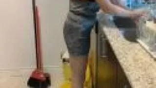 国产AV 抖阴 熟女妈妈 儿子 叔叔 乱伦