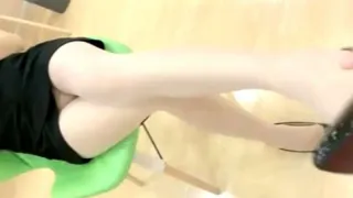 【Avove】我下面好热快来摸这小姐姐是真的骚!