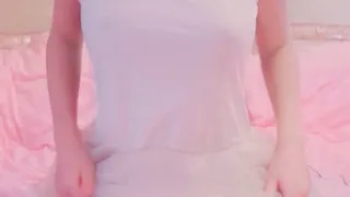 萌白酱无水印之性感吊带丝滑裙