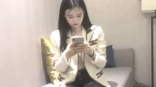 一屌极品寻花约了个颜值不错气质美女啪啪