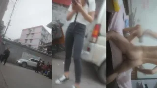 傍晚时间一堆站街女选了个妹子带小房间操逼超近视角看小穴JB插入激情爆操.