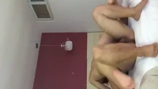 用J8犒赏高考成绩不错的漂亮女友 多姿势多角度自拍