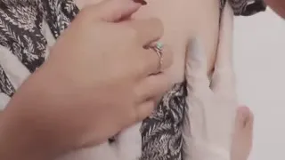 性感女模拍攝途中，被摄影师硬上的!