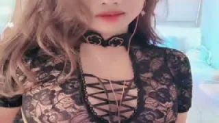 【#喵喵儿_漂亮熟女深夜寂寞难耐！疯狂抠B水流成河1.