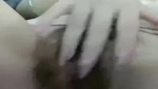【少妇寂寞难耐大尺度1V1裸聊】超级骚性感制服挑逗，扭动屁股自慰叫爸爸快点不要停