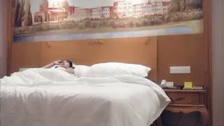 极品可爱卡哇伊的萝莉萌妹光看这打扮就能硬,叫床堪比AV女优,上下层楼都能听到。
