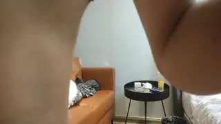 极品美女小姐姐  撩起裙子摸屁股  埋头口交掰穴特写  骑乘抽插后入大力猛操。