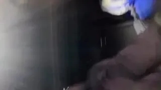 【独家炸裂万人求】深圳处男门事件后续 小处男馋女人的口水后主动求破处 18岁就达到了人生巅峰