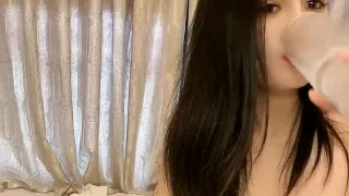叫爸爸的淫娃小少妇，极品颜值好身材丝袜情趣，让小哥大鸡巴抽脸口交，舔逼叫的好骚，多体位蹂躏爆草好刺激