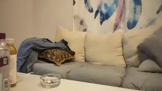 在交友软件聊骚，谁知少妇亲自上门操逼。