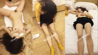 销售迷奸门年轻销售为了业绩陪酒谁知被客户迷翻各种姿势被爆插