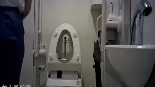 西餐厅正面清晰偷拍少女发御姐