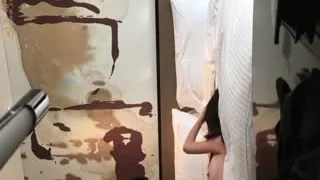 粉红巨乳女友最爱骑乘一边摇一边晃