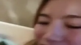 黑丝开档骚逼口活很棒，小哥草嘴跟草逼一样