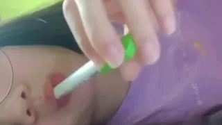 网调高三学妹，夹子狂虐乳头小穴，表情痛苦。