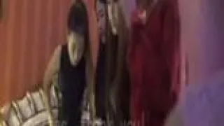 被7个骚女调戏-我愿意用大鸡巴精液伺候这7个女骚货
