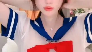 极品尤物网红女神！情趣装爆乳美腿！全身粉嫩肥唇美穴，翘起美臀摇摆，特写骚穴，极度诱惑
