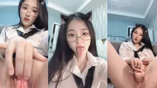 直播自慰-性感女秘书自慰粉鲍高潮满是琼浆玉液