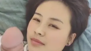 【打桩机】对着清纯女友暴力输出