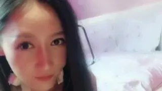 有钱人的玩物身材一级棒脸美女情趣酒店大战土豪先让她自己玩然后在情趣椅上肏她.