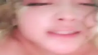 可爱漂亮美女主播穿着网袜大秀操喷3
