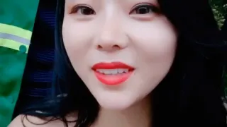极品美少妇户外猎物偶遇幸运的山区护林员大叔 估计做梦也想不到日常上班还能艳遇 享受后庭极致潮吹