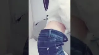 OL制服诱惑’哥哥把我操喷水好吗‘的!