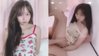 火爆全网【不见星空】粉红花裙被粗大肉棒蹂躏