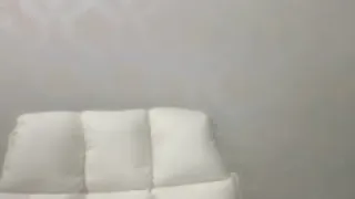 新人圆脸极品尤物，说话嗲嗲的透明睡衣诱惑十足，牛奶湿身骚气无限