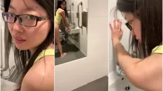 粉嫩一線鮑妹子第一次的肛交紀錄就大膽在公廁開幹的!